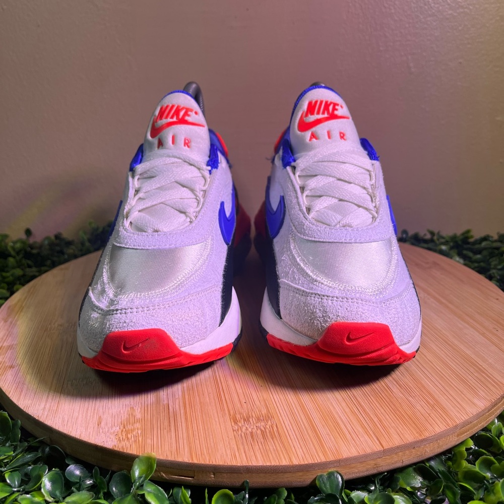 🔥 NIKE AIR MAX 2090 EOI WOMENS ATHLETIC RUNNING SHOES SZ 5 YOUTH 3.5 CW1650-100 - Picture 3 of 9